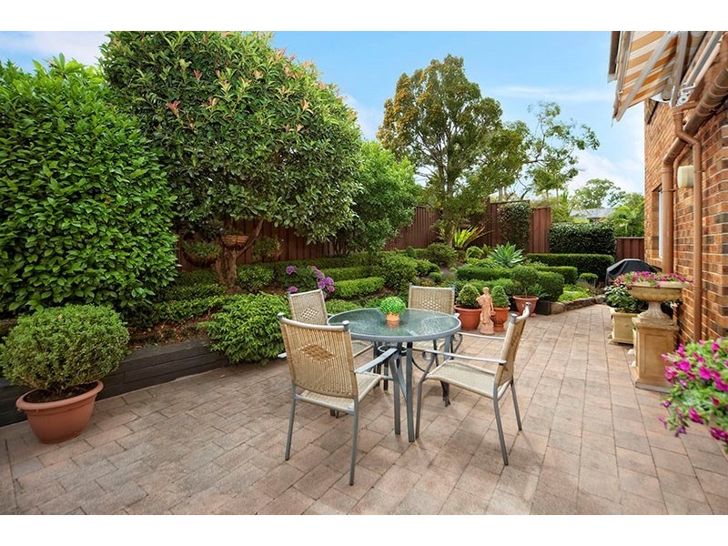 13 Portland Close, Illawong NSW 2234