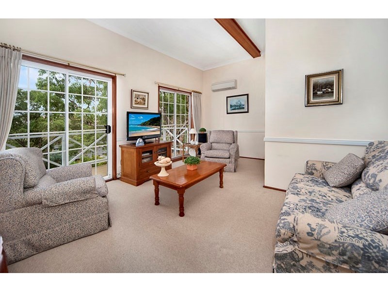 13 Portland Close, Illawong NSW 2234