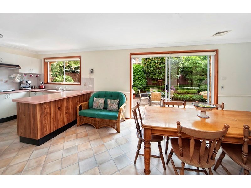 13 Portland Close, Illawong NSW 2234