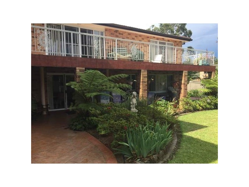 Flat 4 Redman Avenue, Illawong NSW 2234