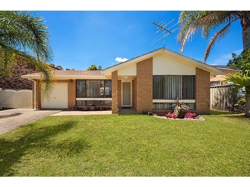 5 Goolagong Place, Menai NSW 2234