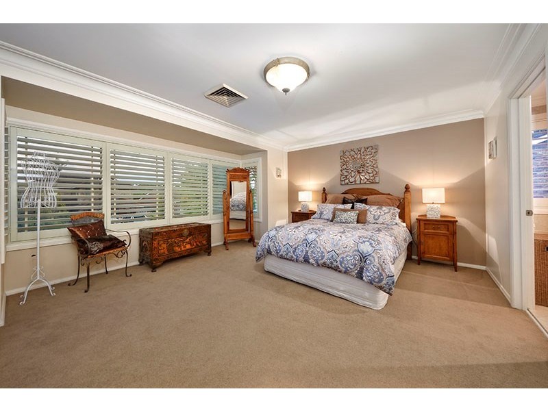 1 Nicholi Place, Alfords Point NSW 2234