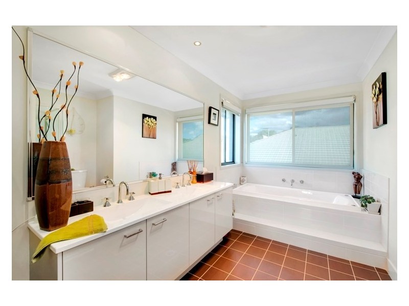 33 Timbrey Circuit, Barden Ridge NSW 2234