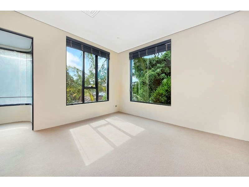 271 Fowler Road, Illawong NSW 2234