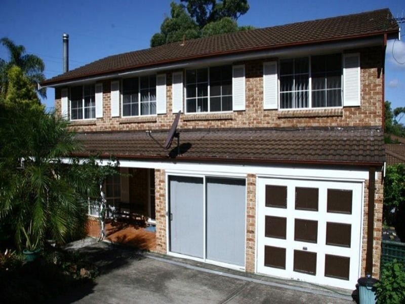 11 Phoenix Place, Illawong NSW 2234