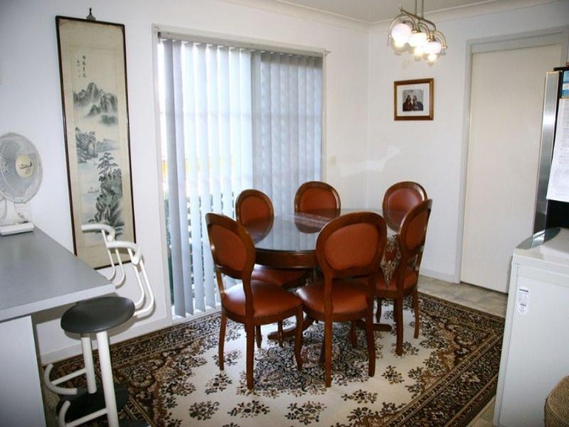 11 Phoenix Place, Illawong NSW 2234