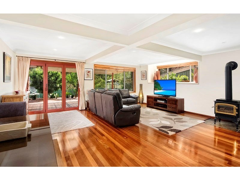 134 Hall Drive, Menai NSW 2234