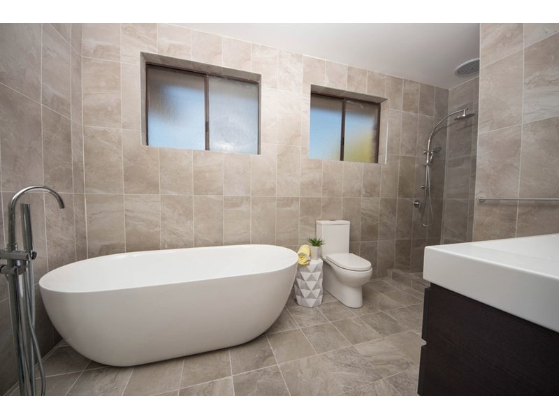 9 Empire Place, Illawong NSW 2234