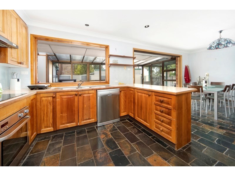 212 Fowler Road, Illawong NSW 2234