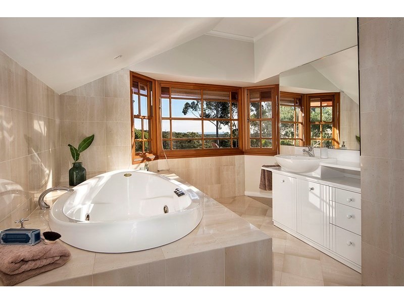 65 Coachwood Crescent, Alfords Point NSW 2234