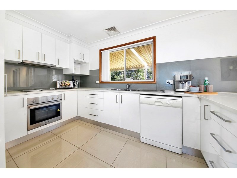 20 Casuarina Road, Alfords Point NSW 2234