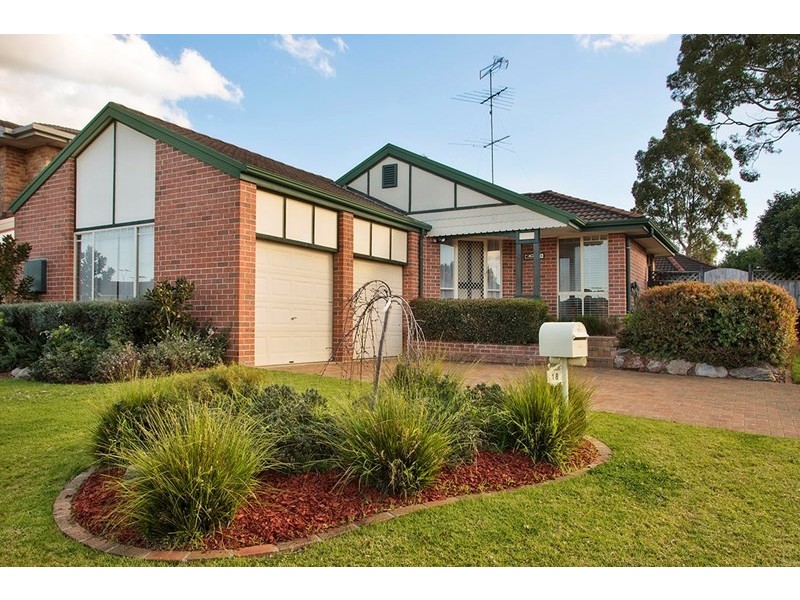 18 Poinciana Row, Menai NSW 2234