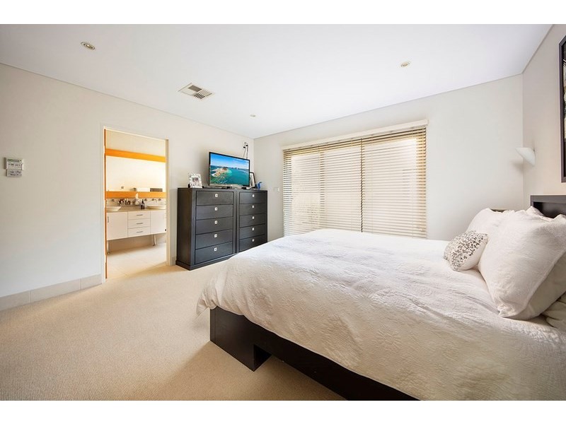 11 Poinciana Row, Menai NSW 2234