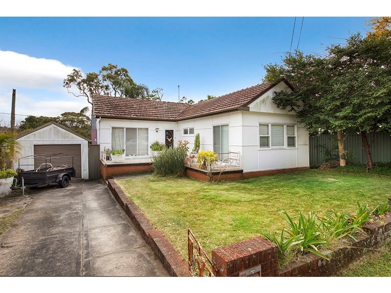 35 Leonay Street, Sutherland NSW 2232