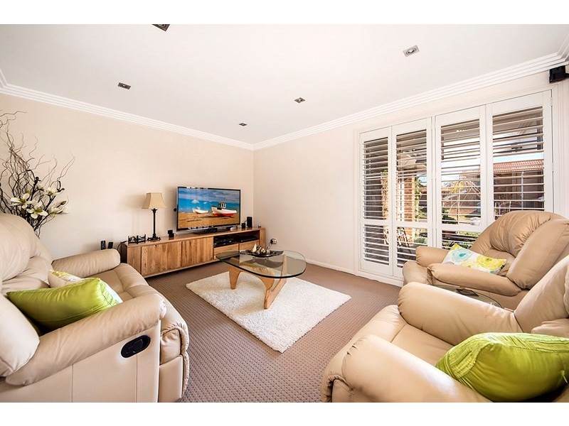 39 Dewberry Close, Menai NSW 2234