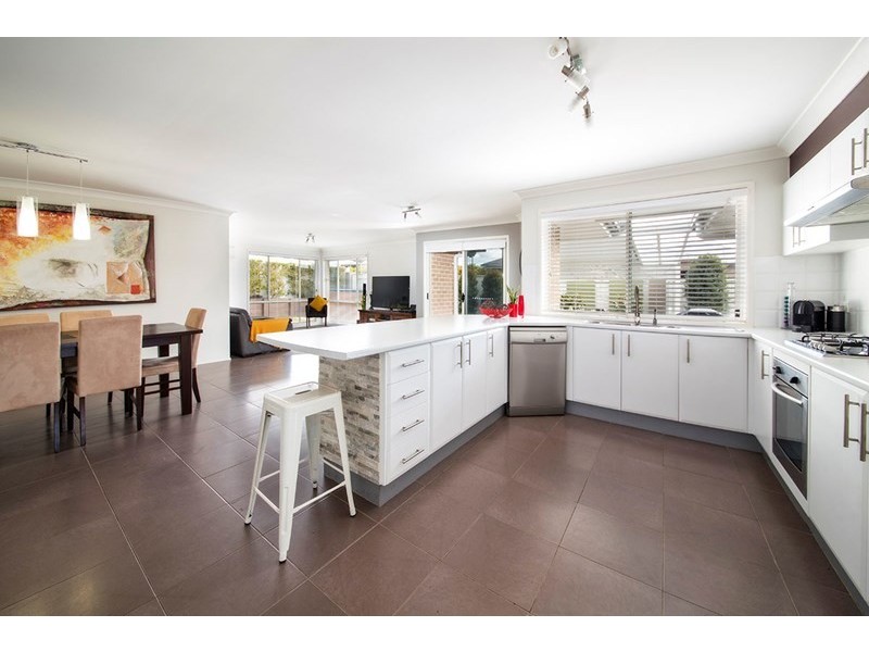 27 Timbrey Circuit, Barden Ridge NSW 2234