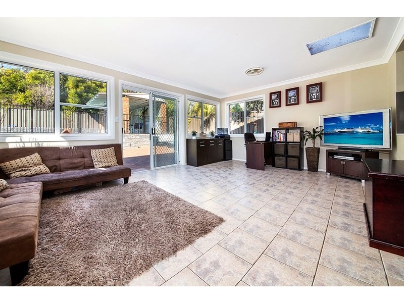 32 Elliott Road, Menai NSW 2234