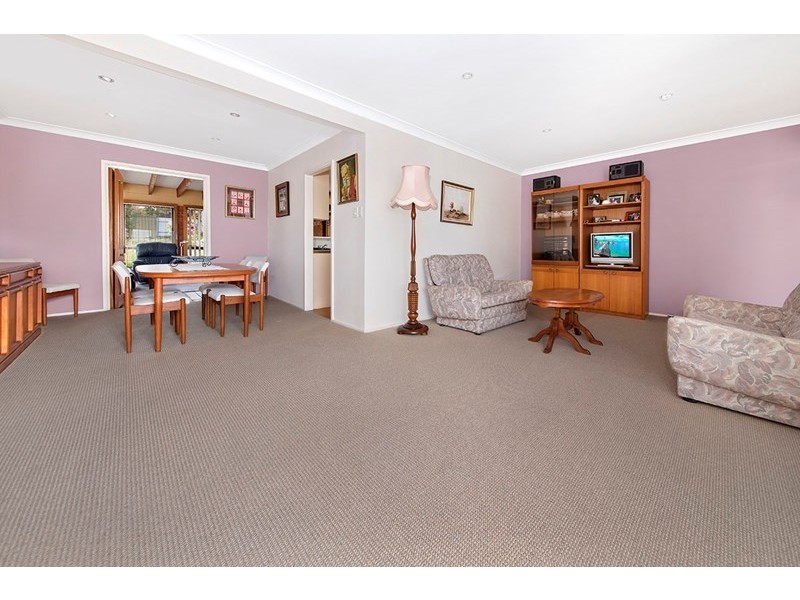 11 Wylie Street, Kirrawee NSW 2232