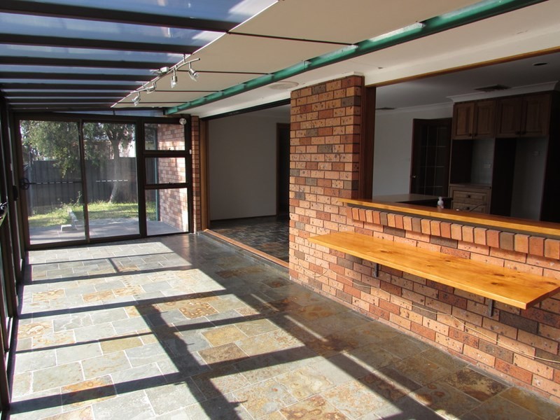 212 Fowler Road, Illawong NSW 2234
