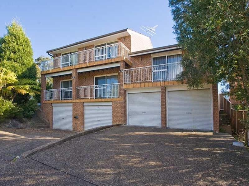 8 Sproule Road, Illawong NSW 2234