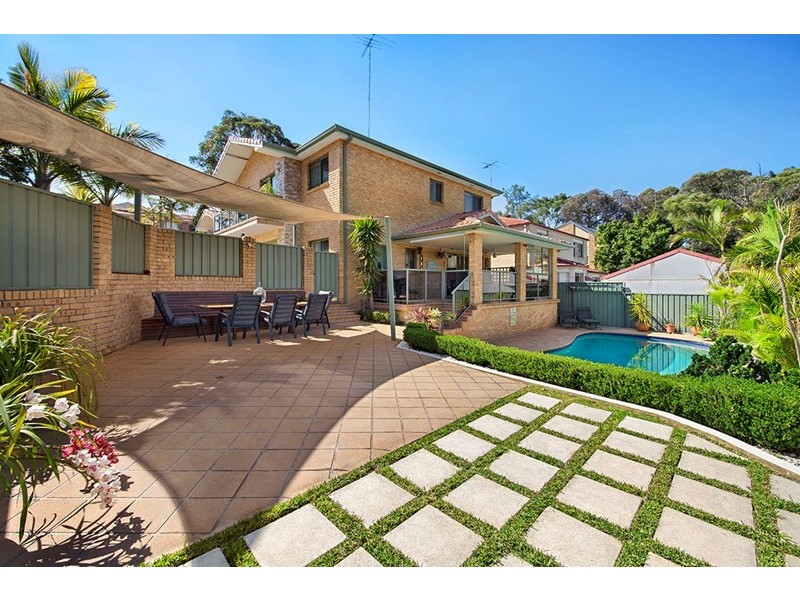 2 Tabard Place, Illawong NSW 2234