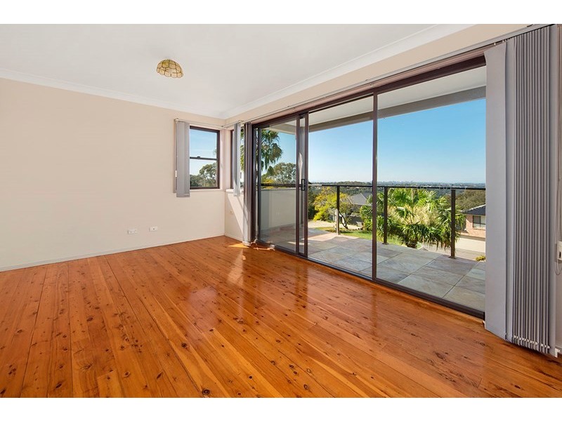 11 Mariner Road, Illawong NSW 2234