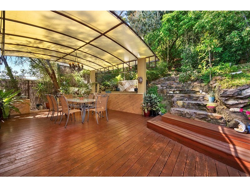 8 Old Ferry Road, Illawong NSW 2234