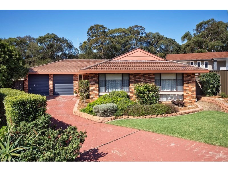 8 Ironbark Close, Alfords Point NSW 2234