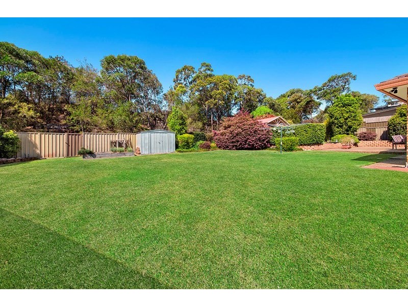 8 Ironbark Close, Alfords Point NSW 2234