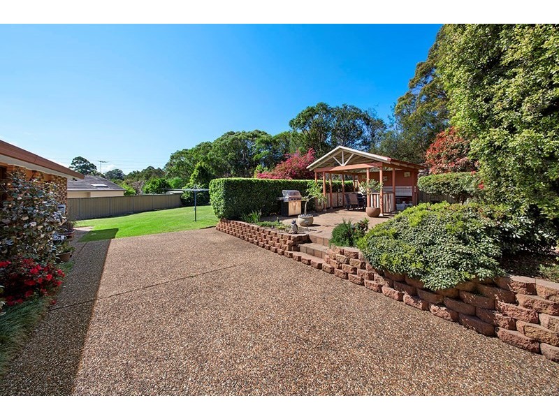 8 Ironbark Close, Alfords Point NSW 2234