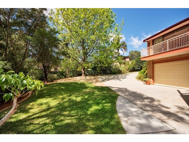 4 Trumper Place, Menai NSW 2234