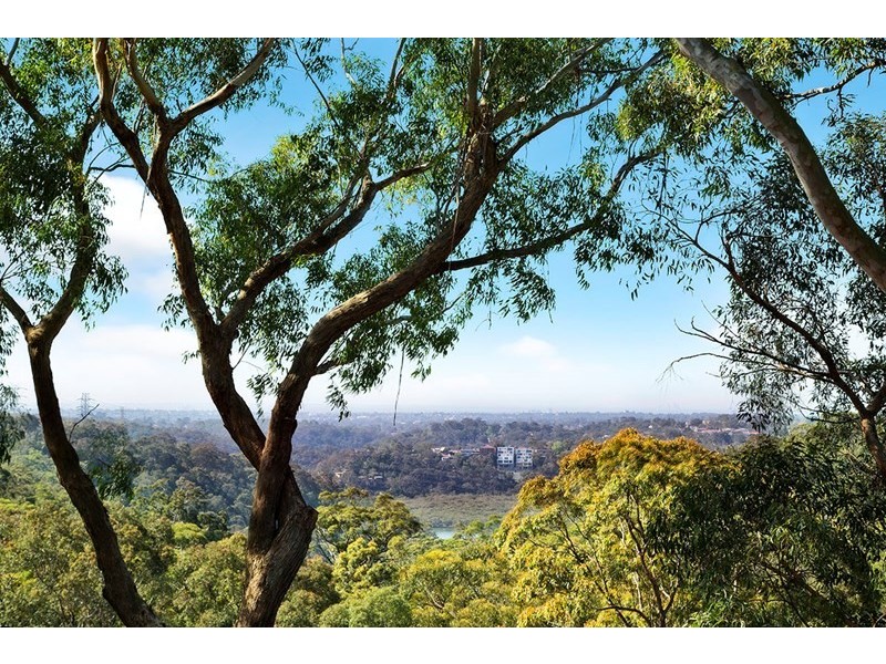 42 Mariner Road, Illawong NSW 2234