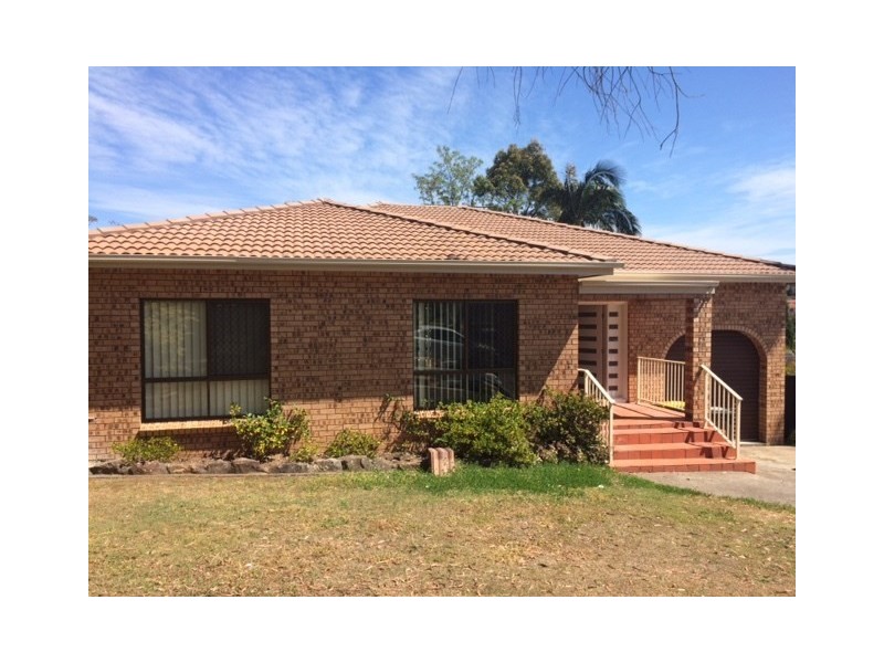 32 Brushwood Drive, Alfords Point NSW 2234