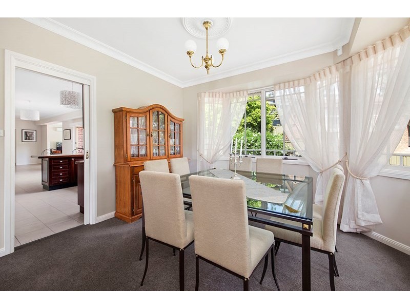 15 Burley Close, Illawong NSW 2234