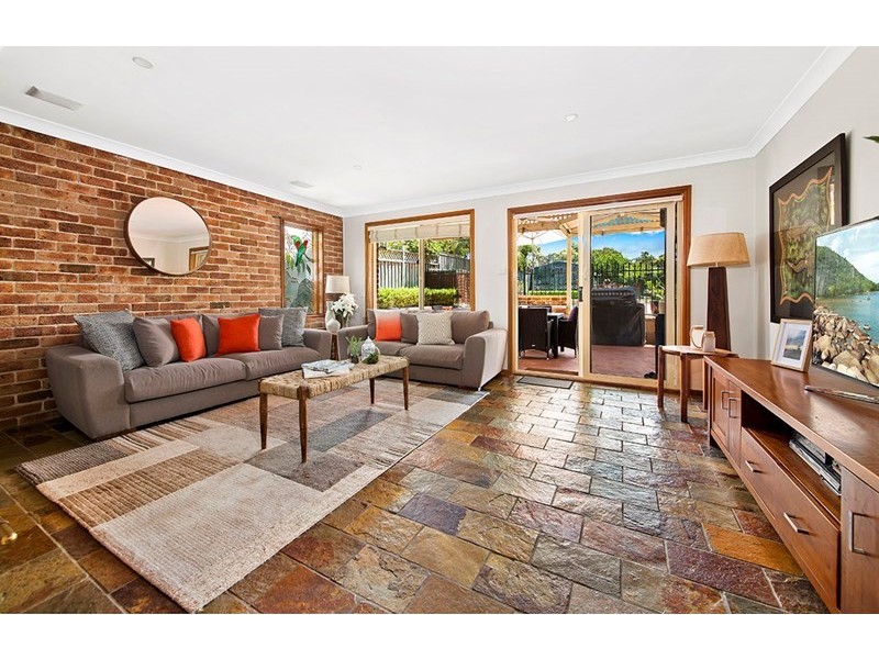 4 Lemongum Place, Alfords Point NSW 2234