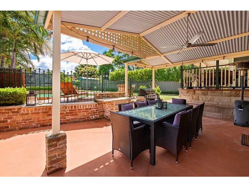 4 Lemongum Place, Alfords Point NSW 2234