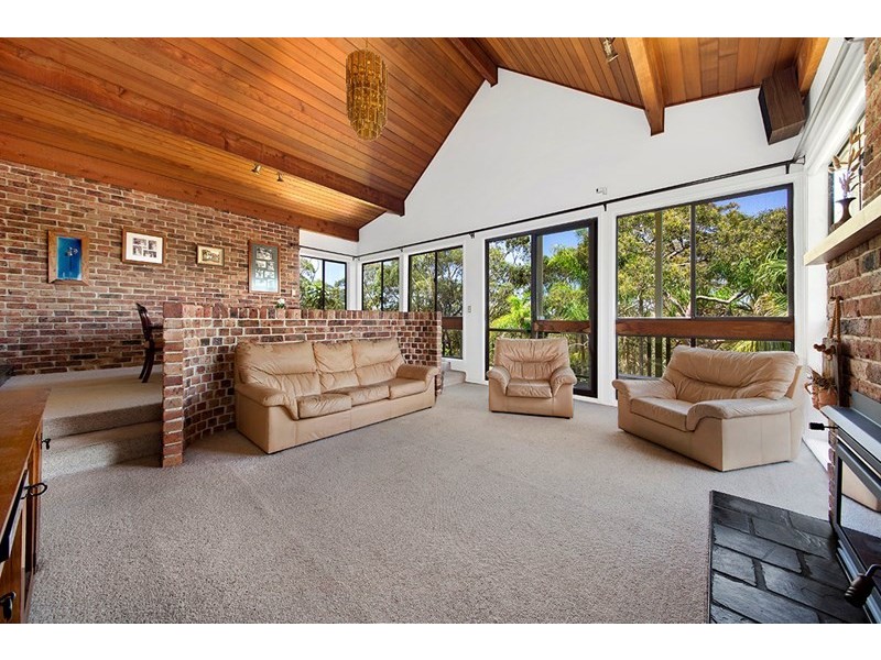 34 Jervis Drive, Illawong NSW 2234