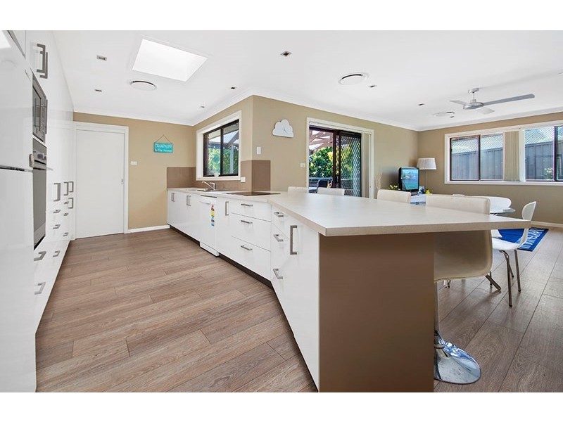 8 Sutcliffe Place, Barden Ridge NSW 2234