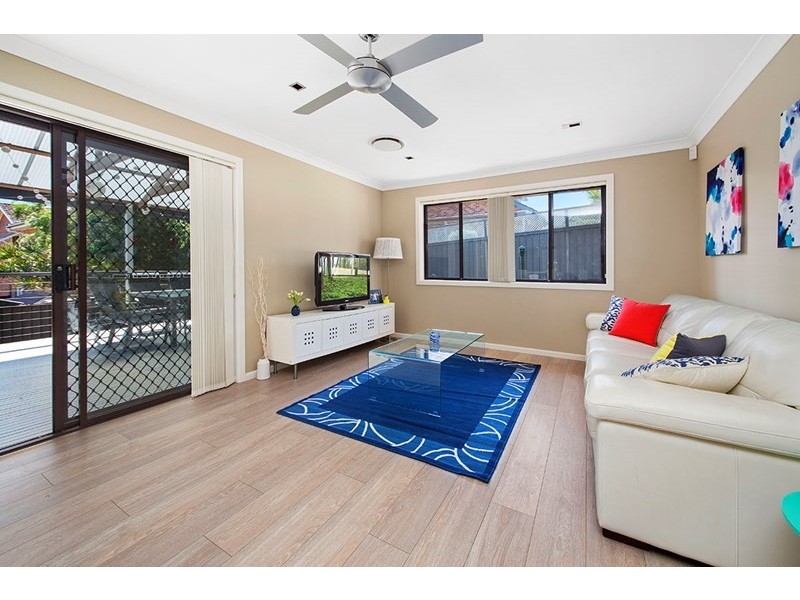 8 Sutcliffe Place, Barden Ridge NSW 2234