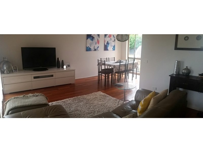 17 Batchelor Close, Menai NSW 2234