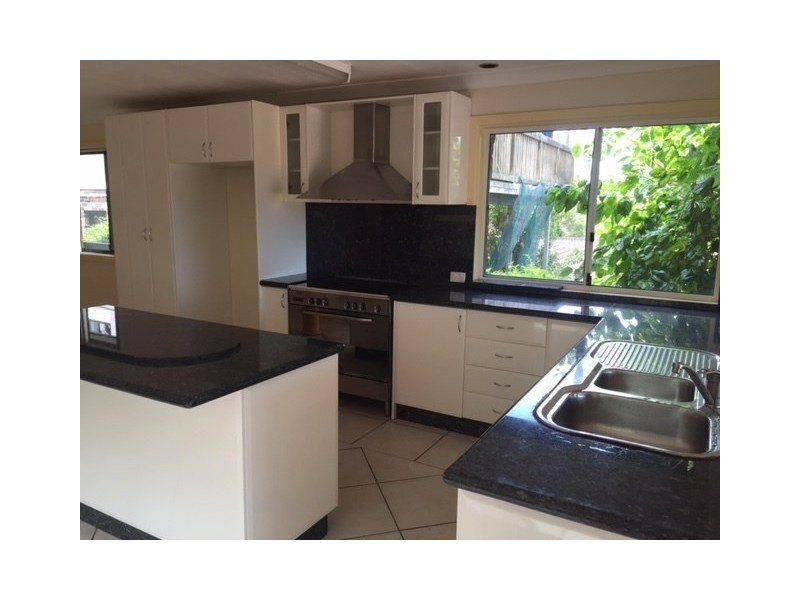 48 Bignell Street, Illawong NSW 2234