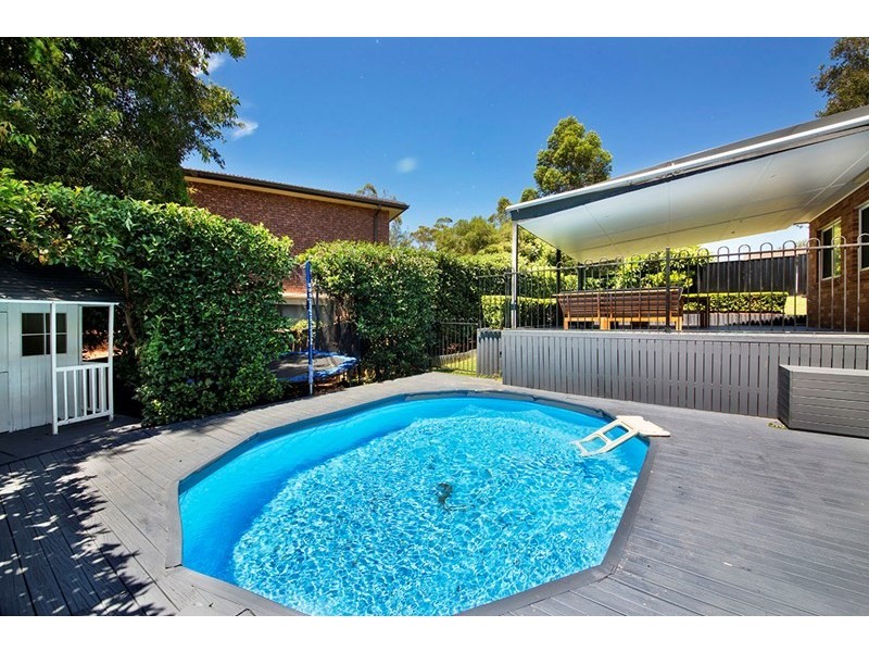 8 Empire Place, Illawong NSW 2234