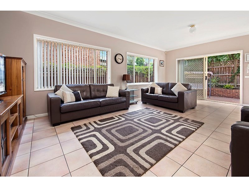 1 Appletree Place, Menai NSW 2234