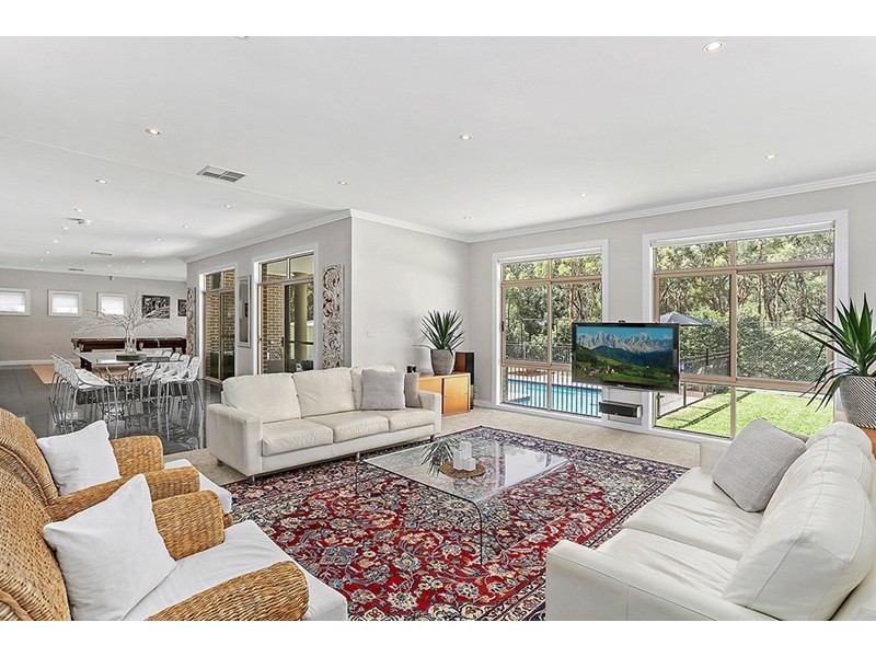 7 Tabard Place, Illawong NSW 2234