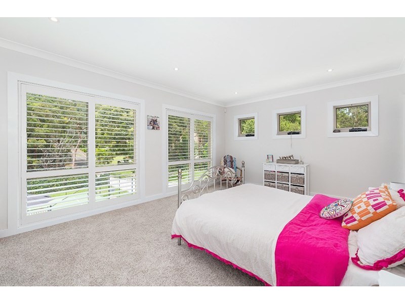 7 Tabard Place, Illawong NSW 2234