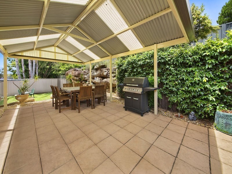 129 Hall Drive, Menai NSW 2234