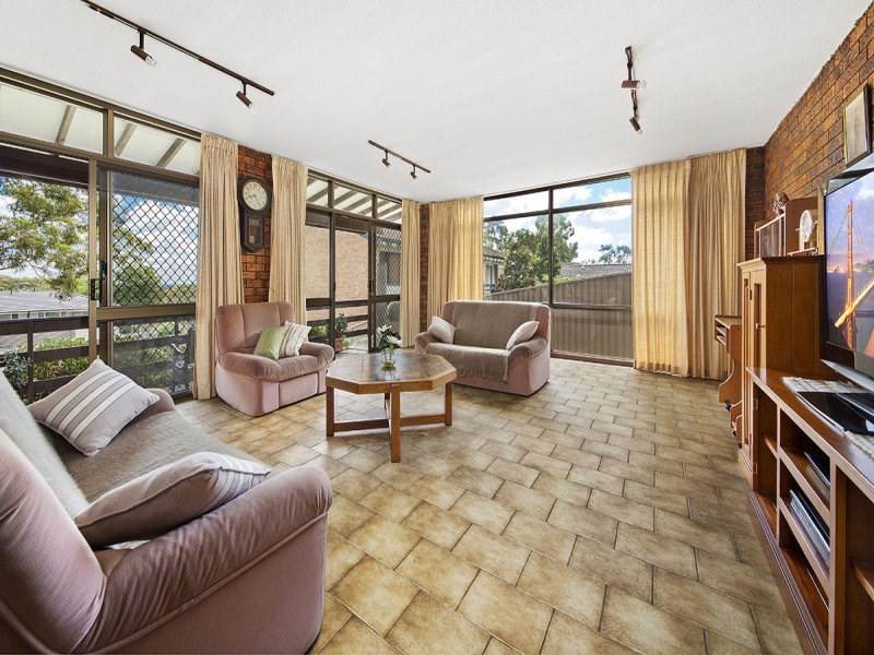 129 Hall Drive, Menai NSW 2234