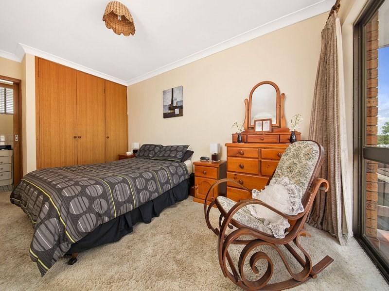 129 Hall Drive, Menai NSW 2234