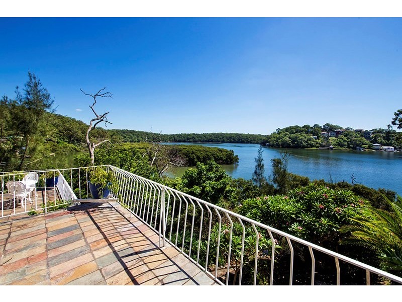 67a Bignell Street, Illawong NSW 2234