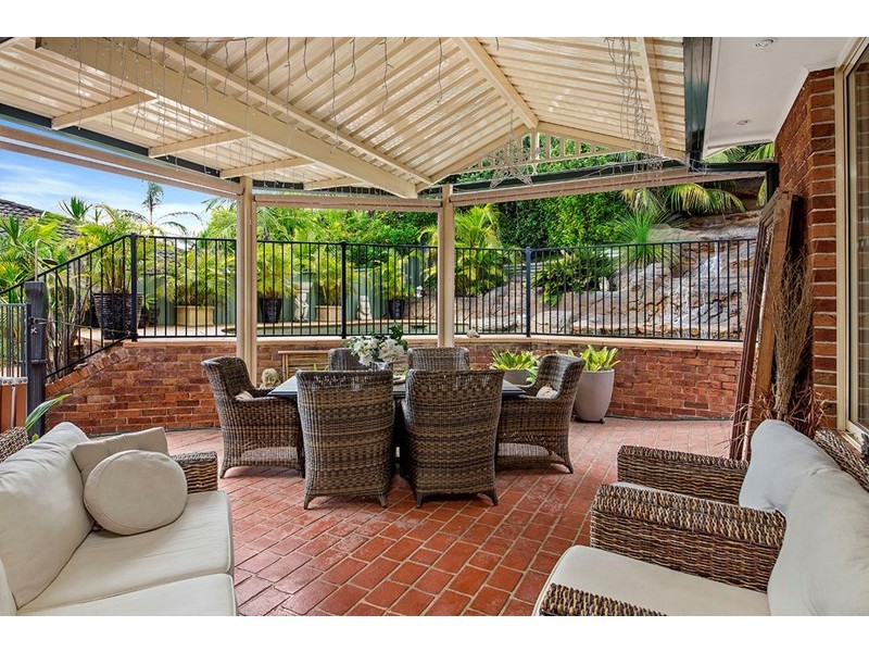 15 Llanberis Drive, Menai NSW 2234